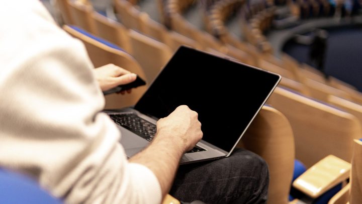 How Long Does It Take to Learn Programming?