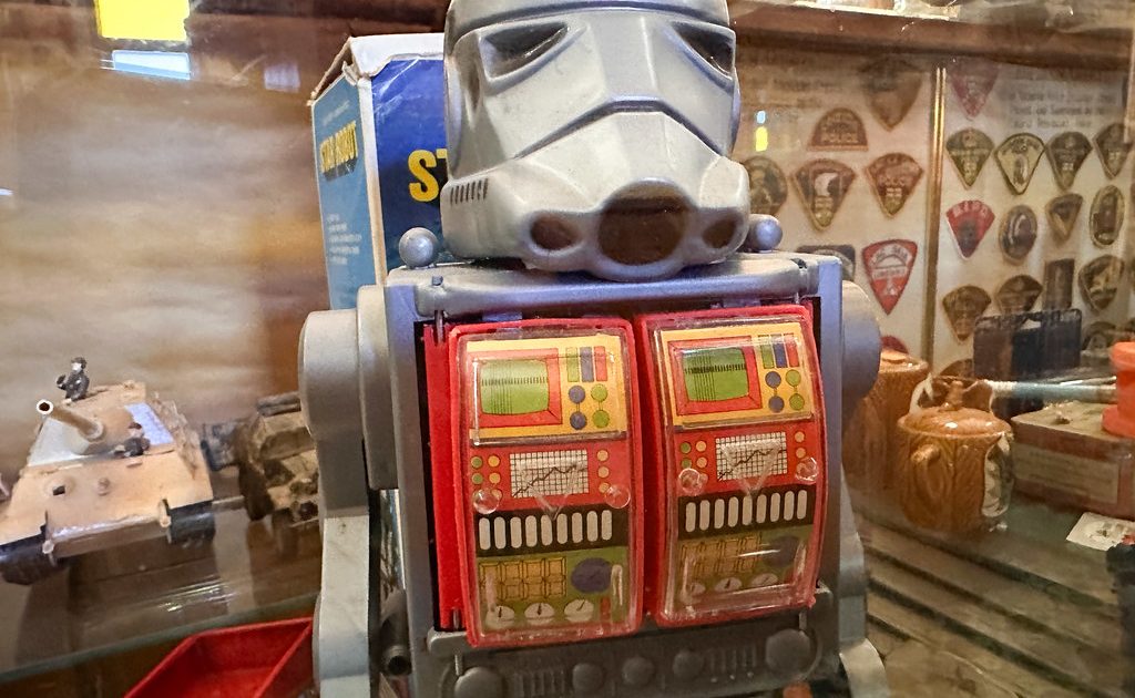 A robot figure built from plastic bricks